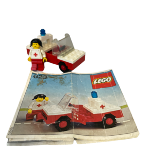 623: Red Cross Car