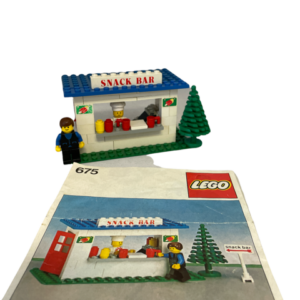 LEGO CLASSIC Snack Bar – 675