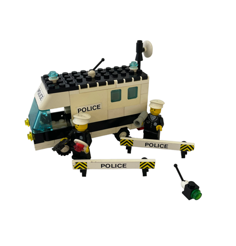 6676: Mobile Command Unit