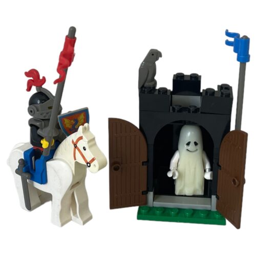 LEGO 6034: Black Monarch’s Ghost