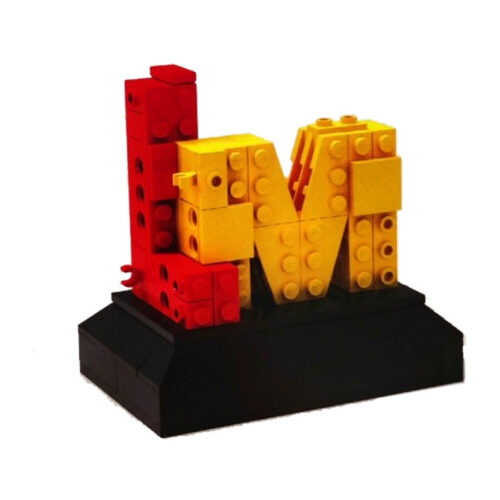 6386182: LEGO Masters Gift, Red and Yellow