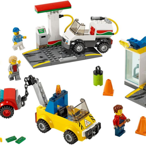 LEGO 60232: Garage Center