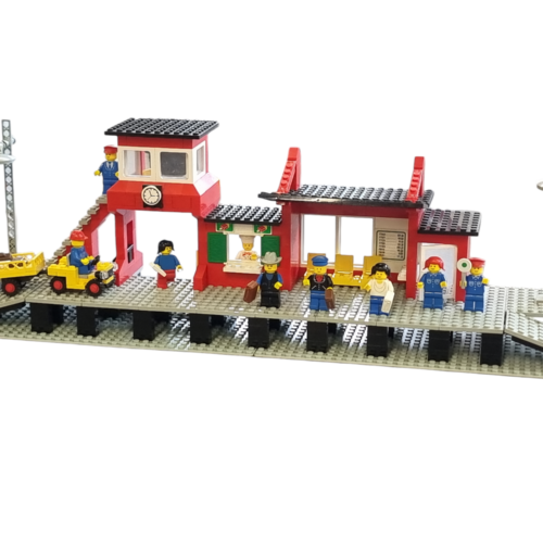 LEGO 7824 Train Station (Railway Station)