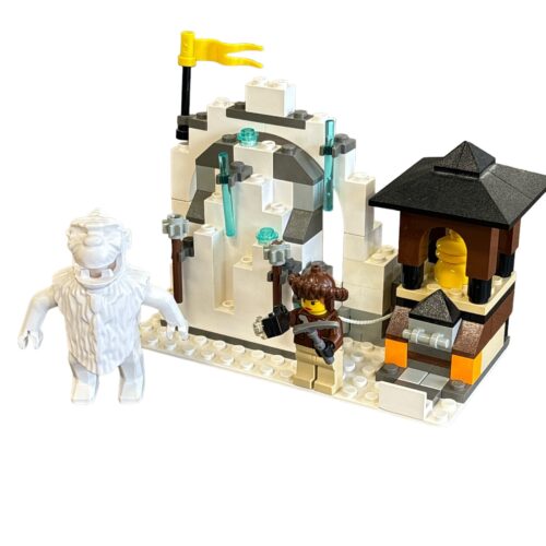 LEGO 7412: Yeti’s schuilplaats