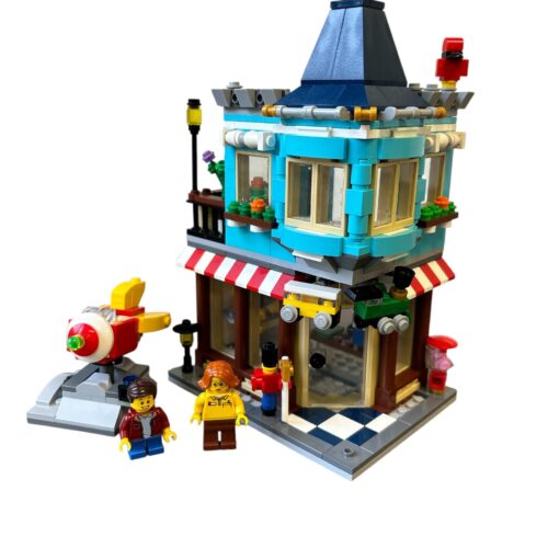 LEGO 31105: Herenhuis met speelgoedwinkel