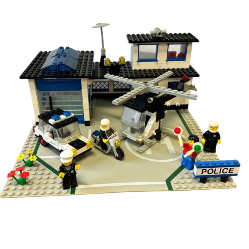 LEGO 6384: Politiebureau