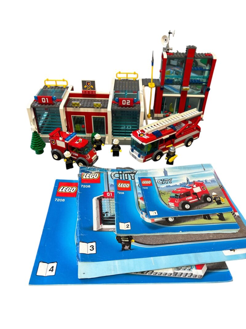 LEGO 7208: Brandweerkazerne - Afbeelding 2