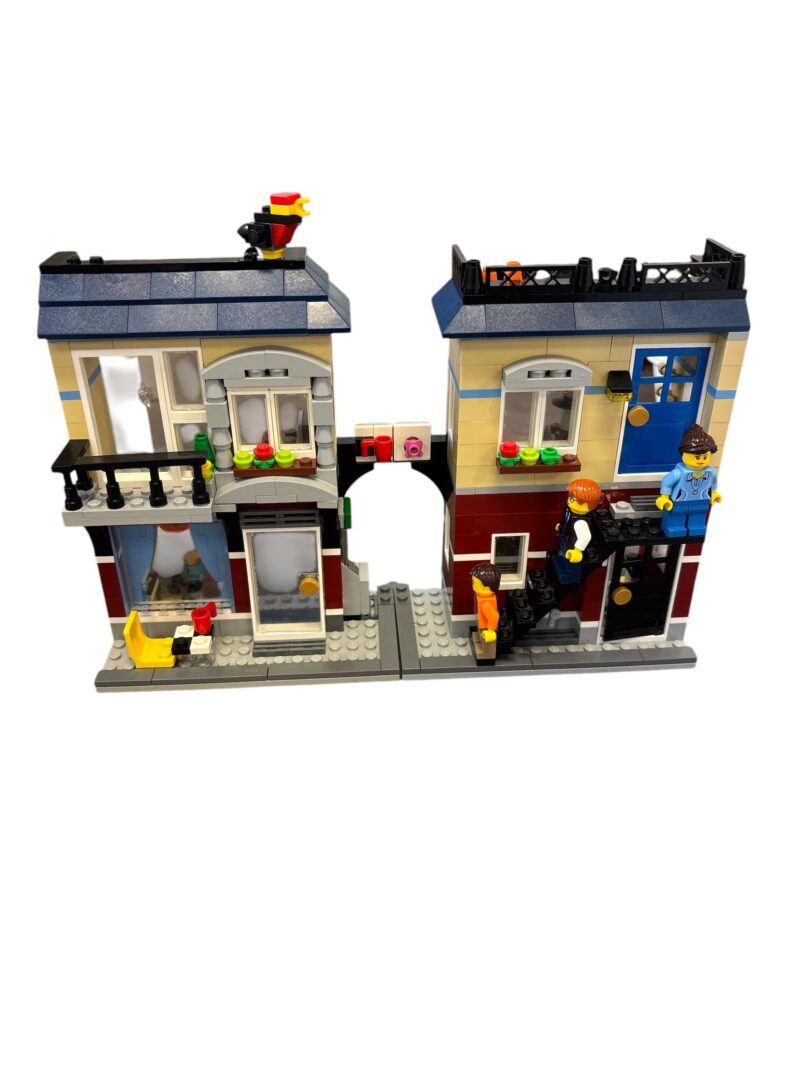 LEGO 31026: Bike Shop & Café