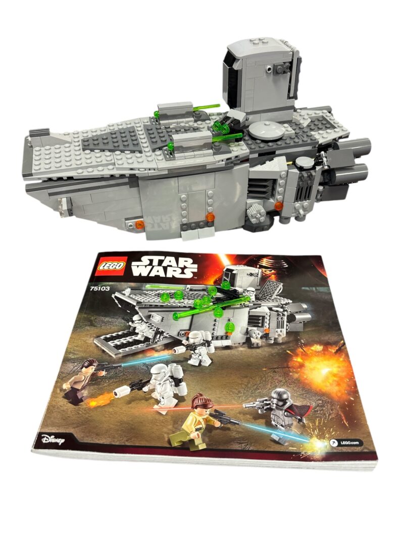LEGO 75103: First Order Transporter - Afbeelding 2