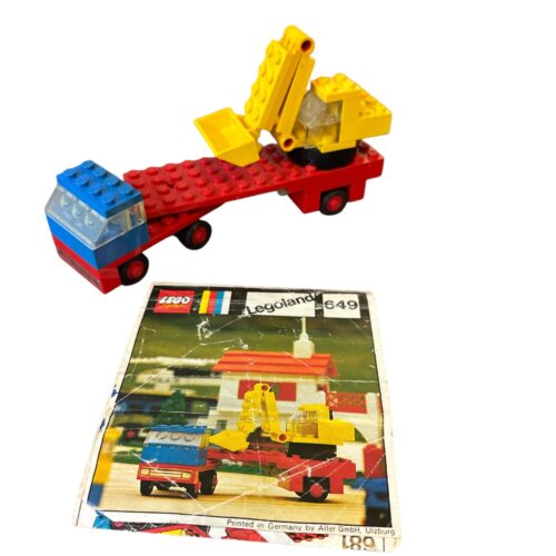 LEGO 649: Low-Loader with Excavator