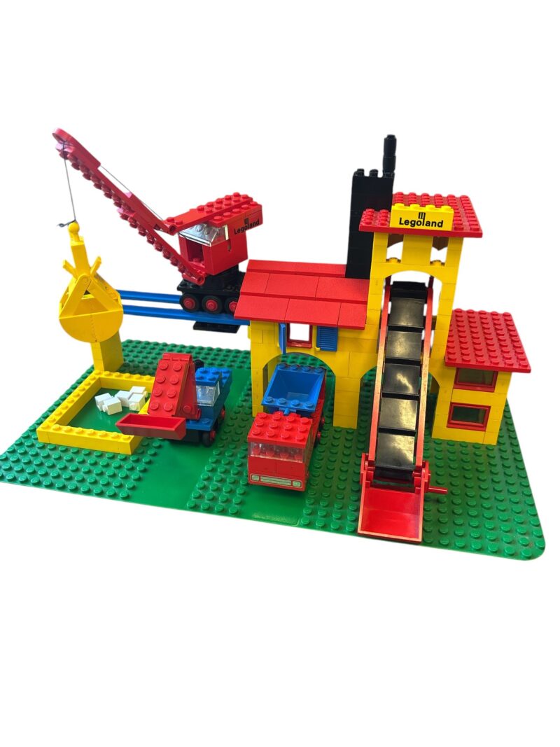 LEGO 360-1: Gravel Quarry