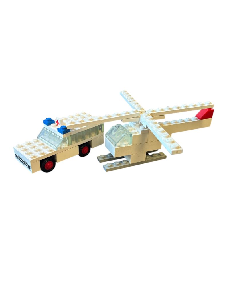 LEGO 653: Ambulance and Helicopter