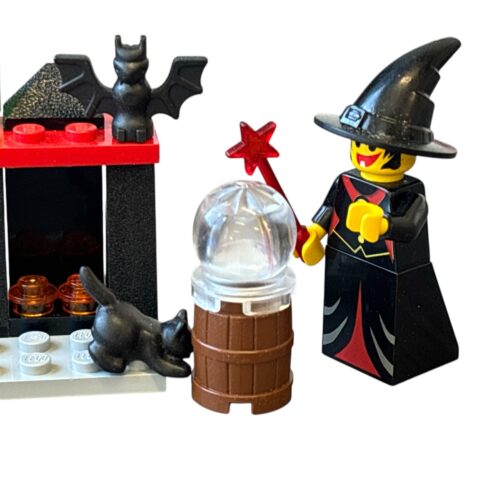 LEGO 2872: Witch and Fireplace