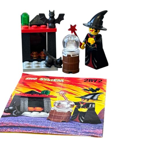 LEGO 2872: Witch and Fireplace