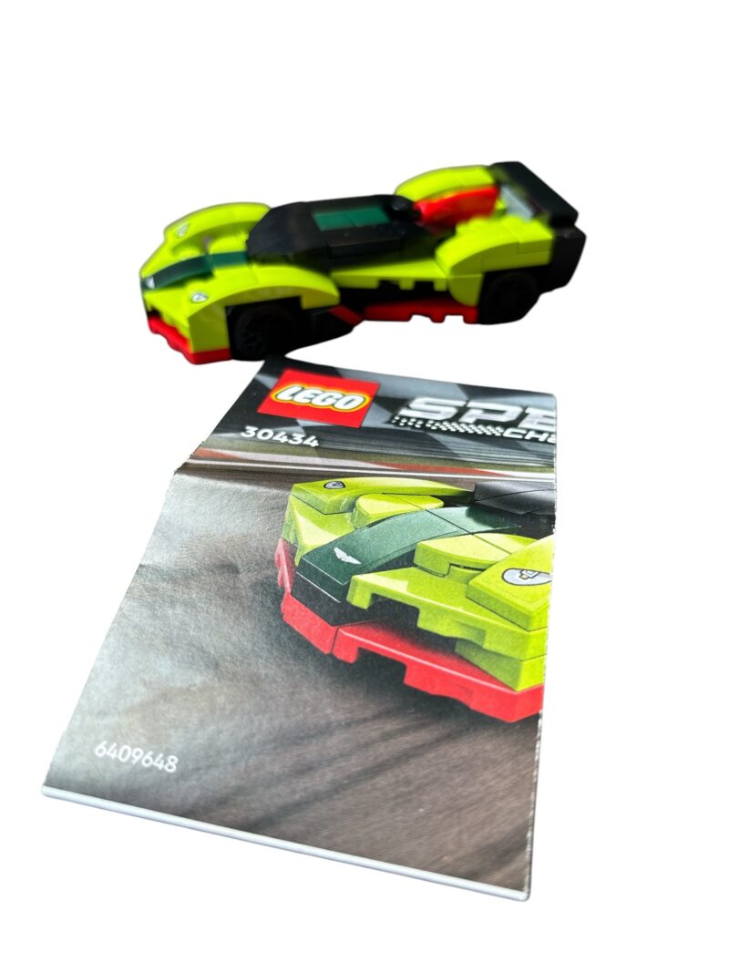LEGO 30434: Aston Martin Valkyrie AMR Pro polybag - Afbeelding 2