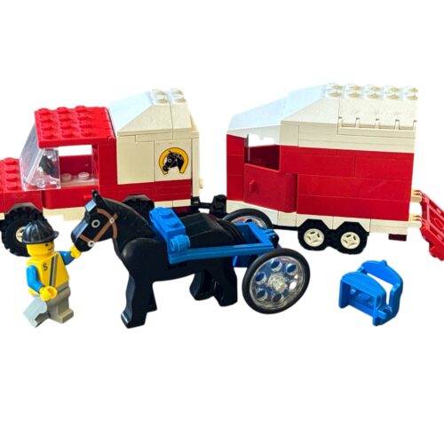 LEGO 6359: Horse Trailer