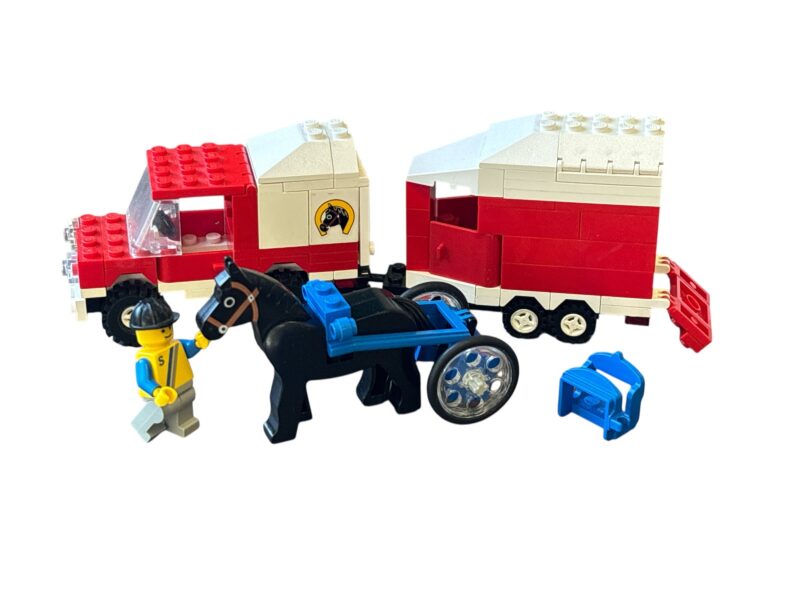 LEGO 6359: Horse Trailer