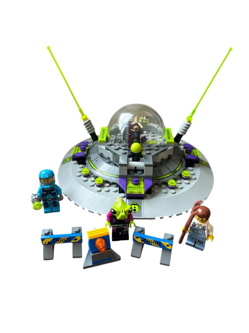 LEGO 7052: UFO Abduction