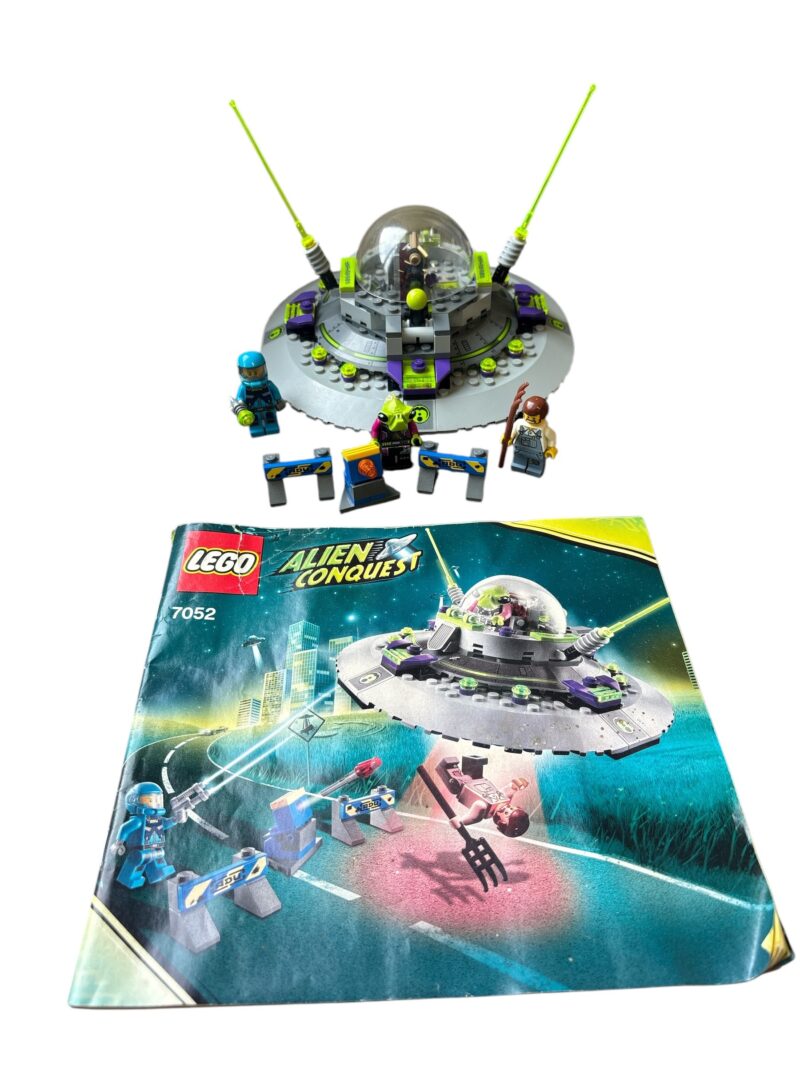 LEGO 7052: UFO Abduction - Afbeelding 2