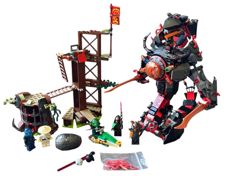 LEGO 70626: Dawn of Iron Doom