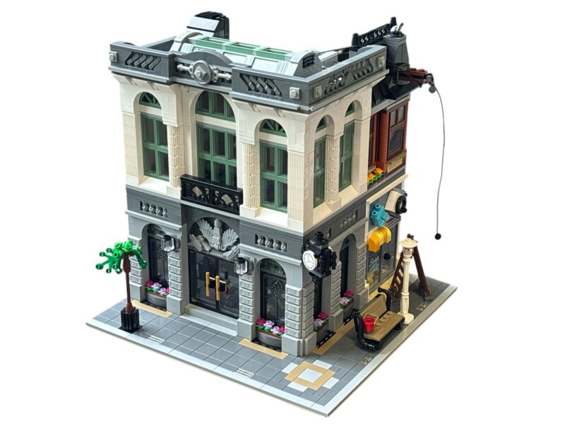 LEGO 10251: Brick Bank