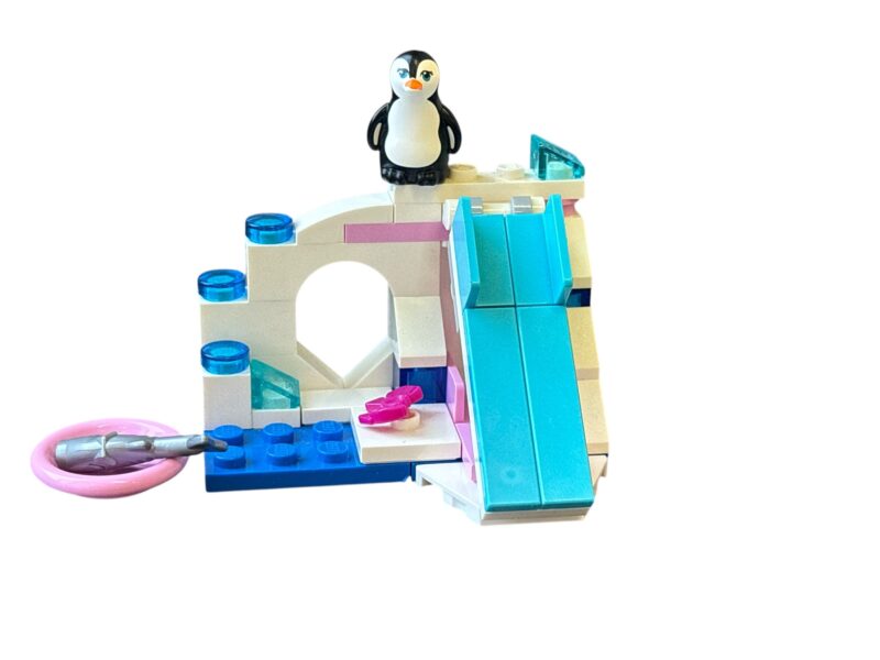LEGO 41043: Penguin's Playground