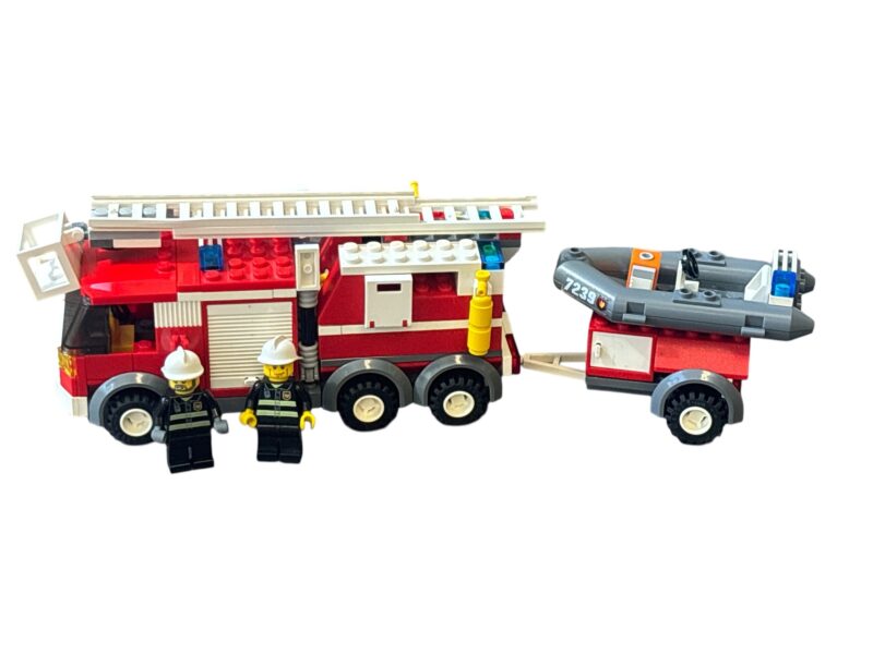 LEGO 7239: Fire Truck