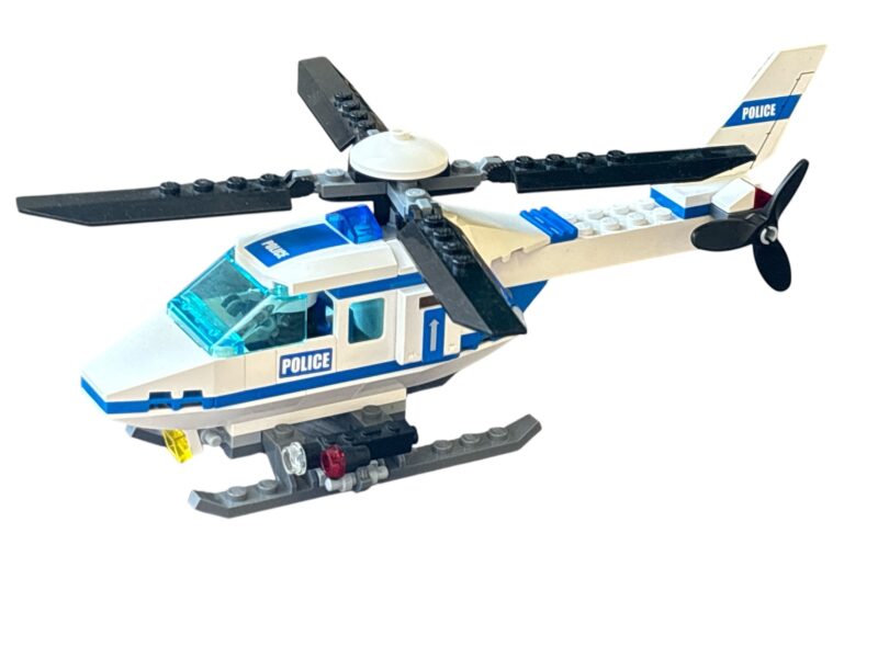 LEGO 7741: Police Helicopter