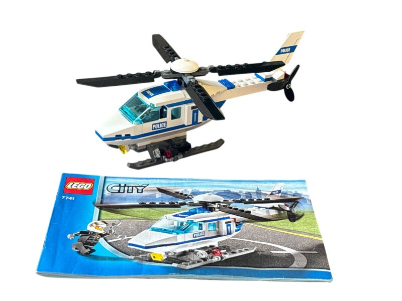 LEGO 7741: Police Helicopter - Afbeelding 2