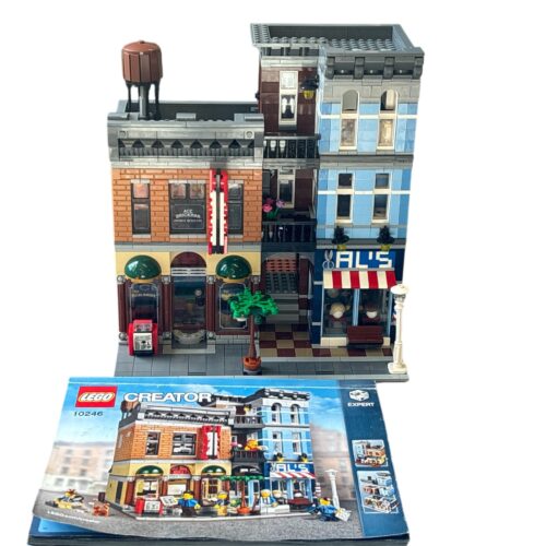 LEGO 10246: Detective’s Office