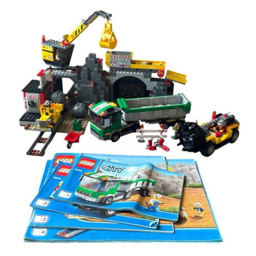LEGO 4204: The Mine