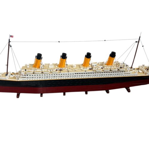 LEGO 10294: Titanic