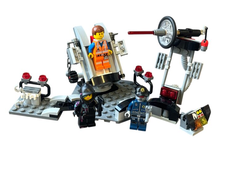 LEGO 70801: Melting Room