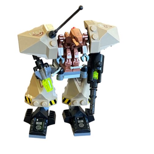LEGO 7711: Sentry