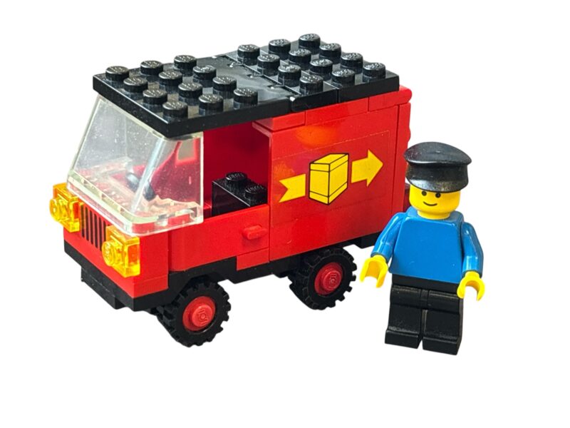 LEGO 6624: Delivery Van