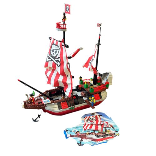LEGO 7075: Captain Redbeard’s Pirate Ship