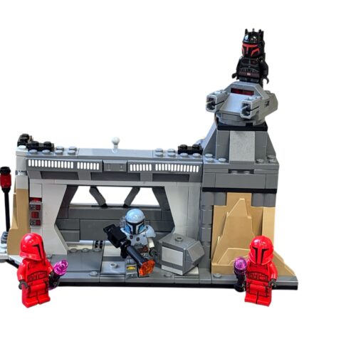 LEGO 75386: Paz Vizsla and Moff Gideon Battle