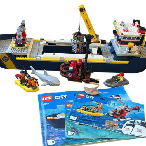 LEGO 60266: Ocean Exploration Ship
