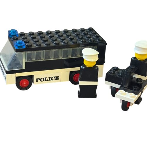 LEGO 659: Police Patrol with Policemen