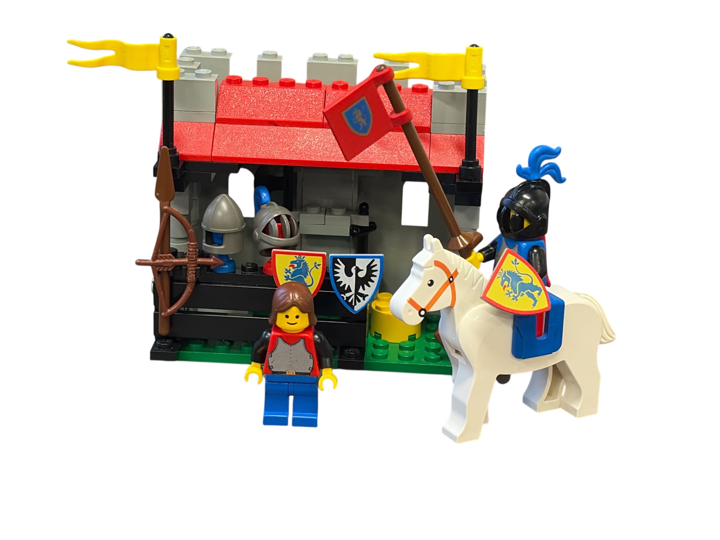 LEGO 6041: Armor Shop