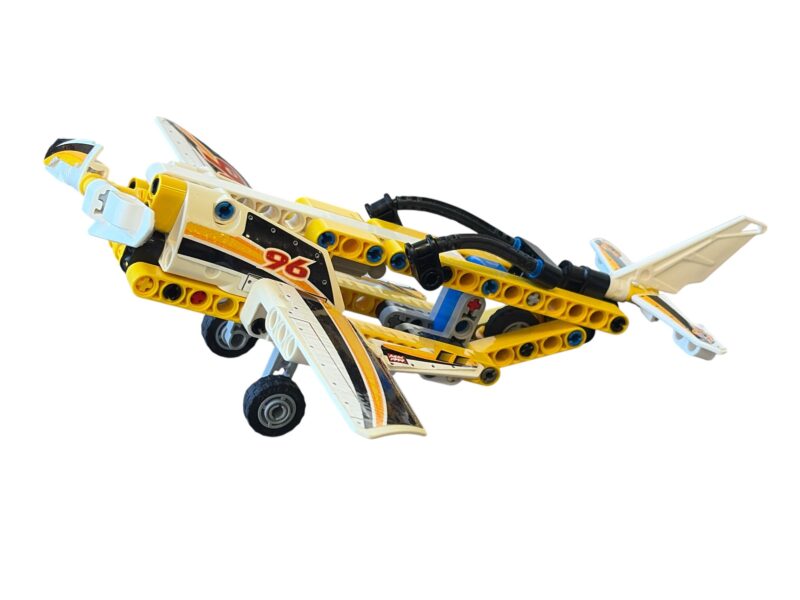 LEGO 42044: Display Team Jet – BRICKR
