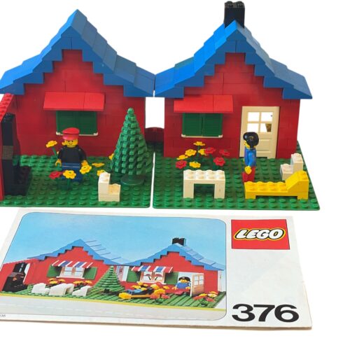 LEGO 376: Town House with Garden