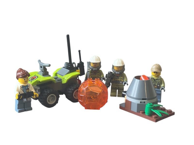 LEGO 60120: Volcano Starter Set – BRICKR