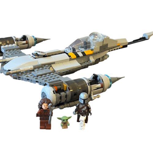 LEGO 75325: The Mandalorian’s N-1 Starfighter