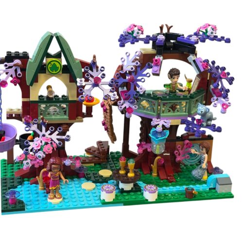 LEGO 41075: The Elves’ Treetop Hideaway