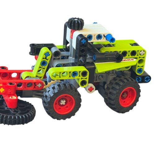 LEGO 42102: Mini CLAAS XERION