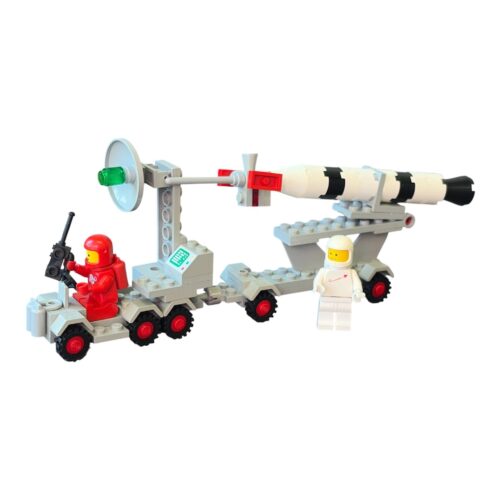 LEGO 897: Mobile Rocket Launcher