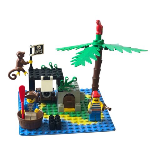 LEGO 6260: Shipwreck Island