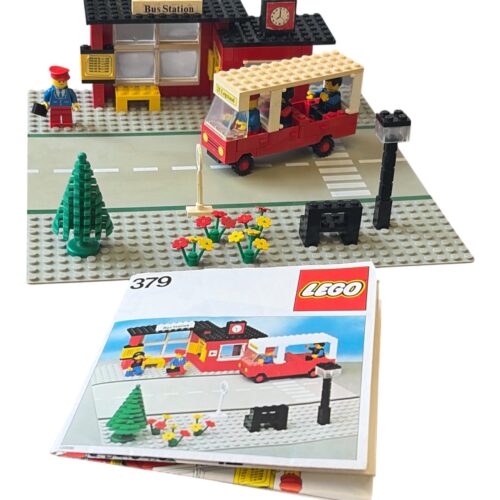 LEGO 379: Bus Station