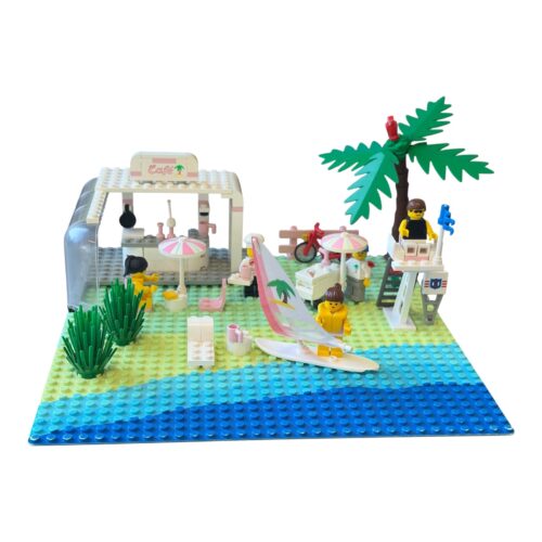 LEGO 6411: Sand Dollar Cafe